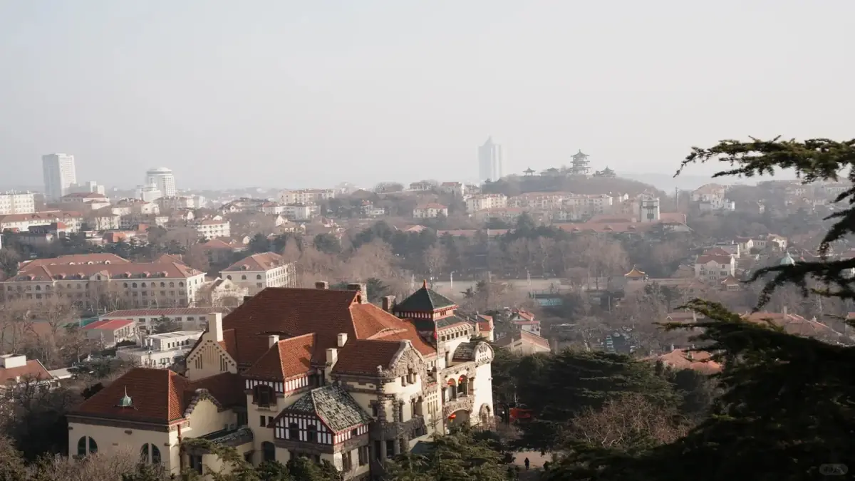Qingdao arrival scene
