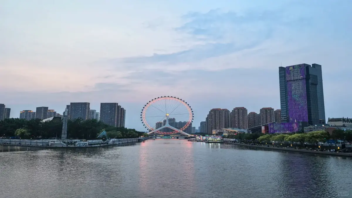 Tianjin arrival scene